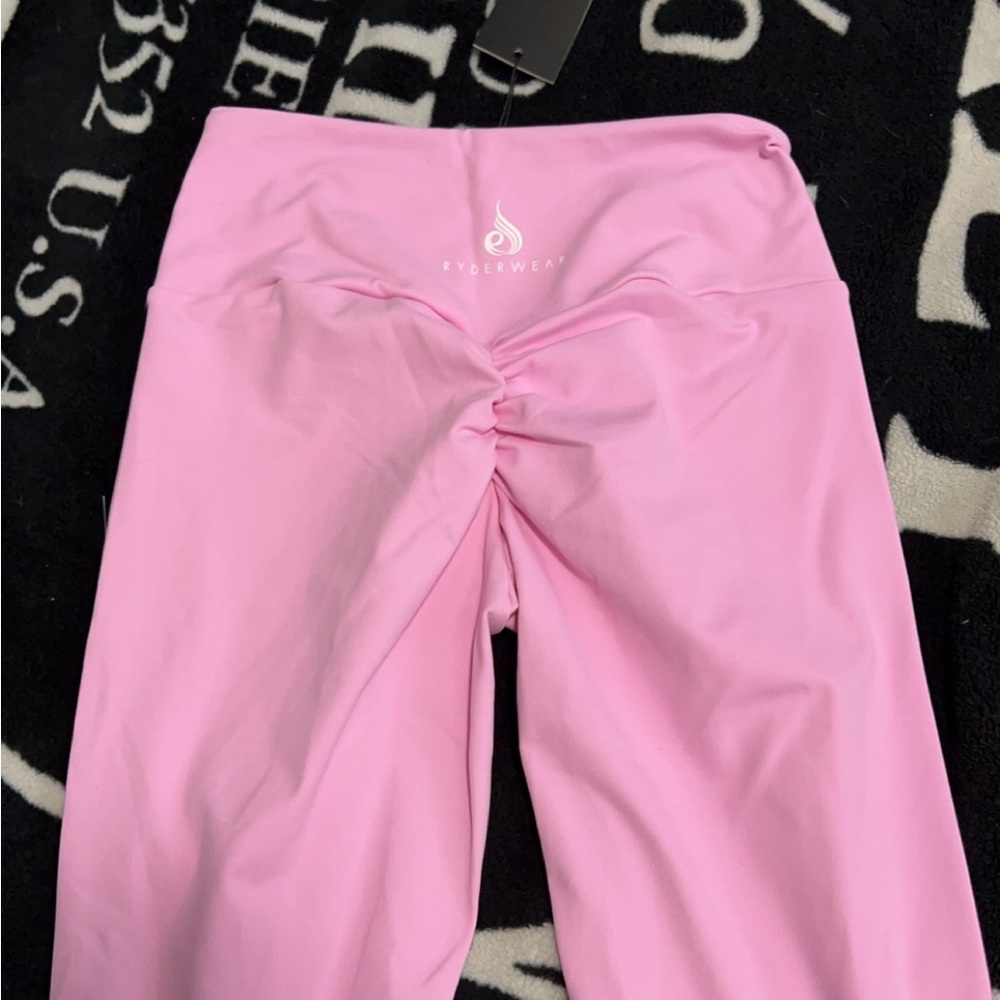 BNWT ryderwear scrunch butt leggings